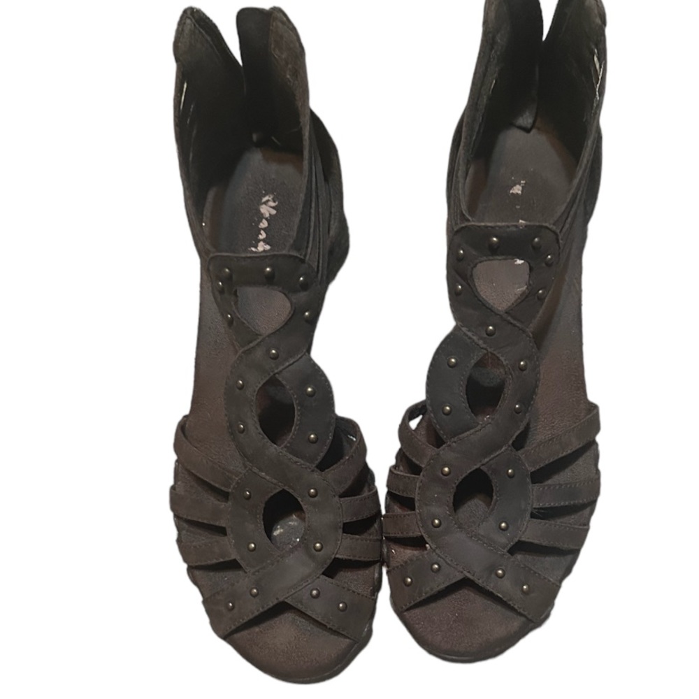 Skechers gladiator sandals NEW SIZE 6 color dark brown preowned great shape. - Picture 3 of 4